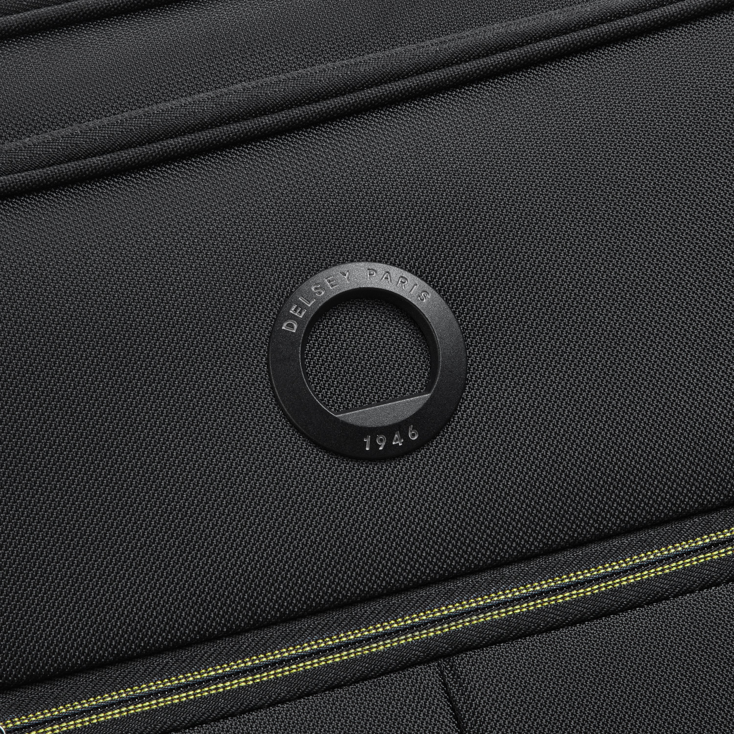 DELSEY Dita Medium Suitcase Black (69cm)