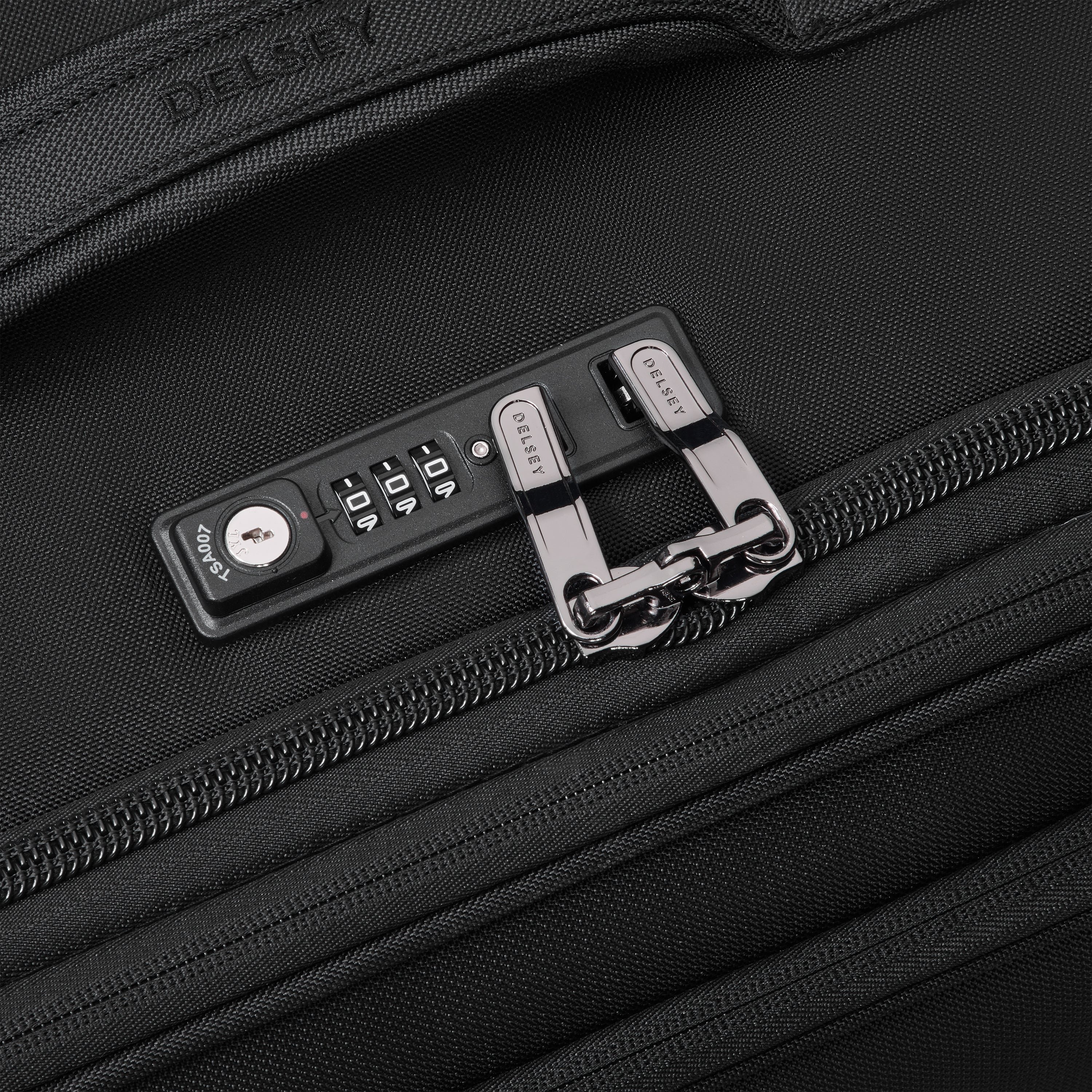 DELSEY Dita Medium Suitcase Black (69cm)