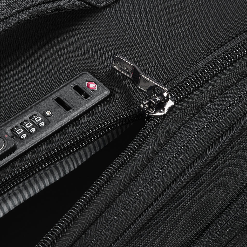 DELSEY Dita Medium Suitcase Black (69cm)