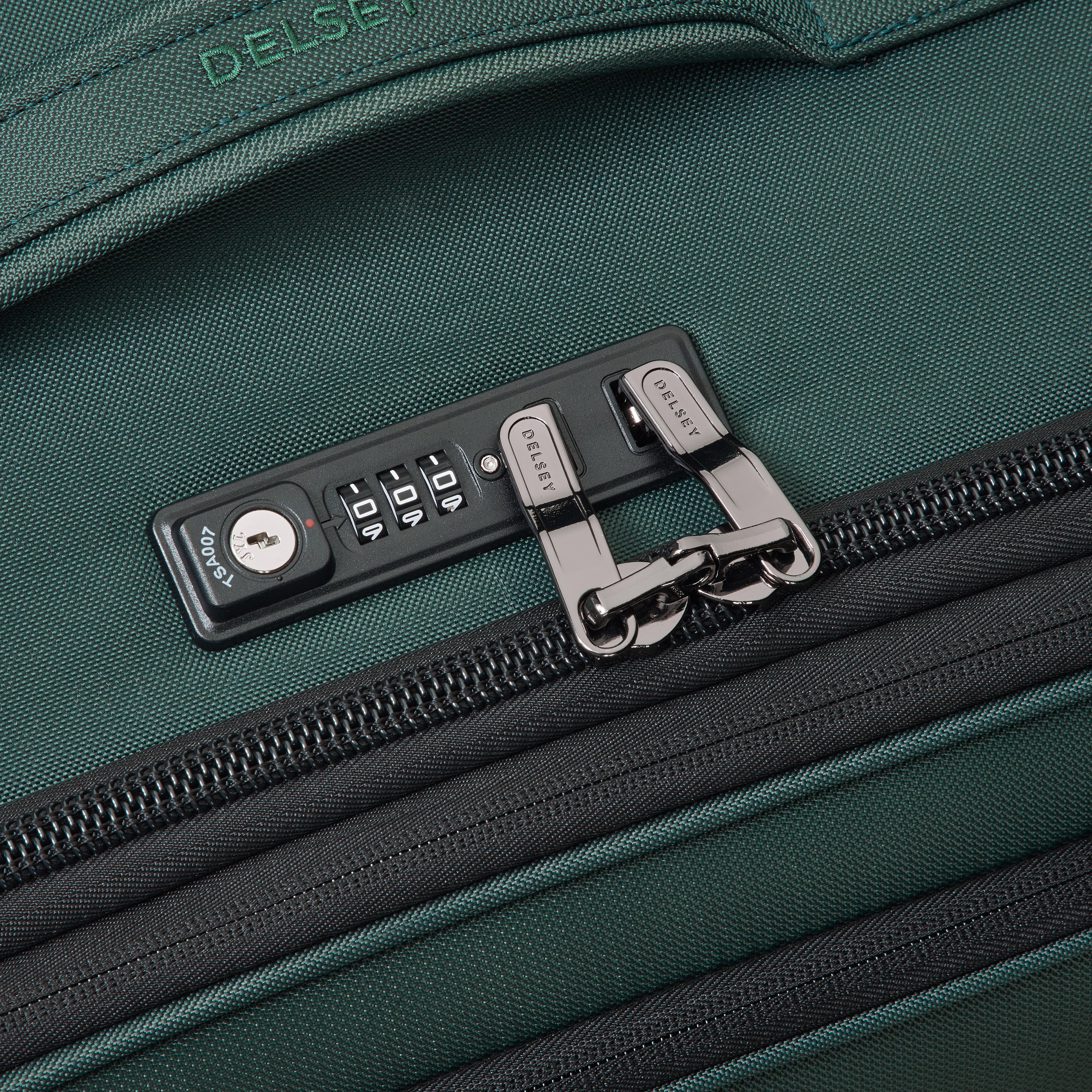DELSEY Dita Medium Suitcase Green (69cm)