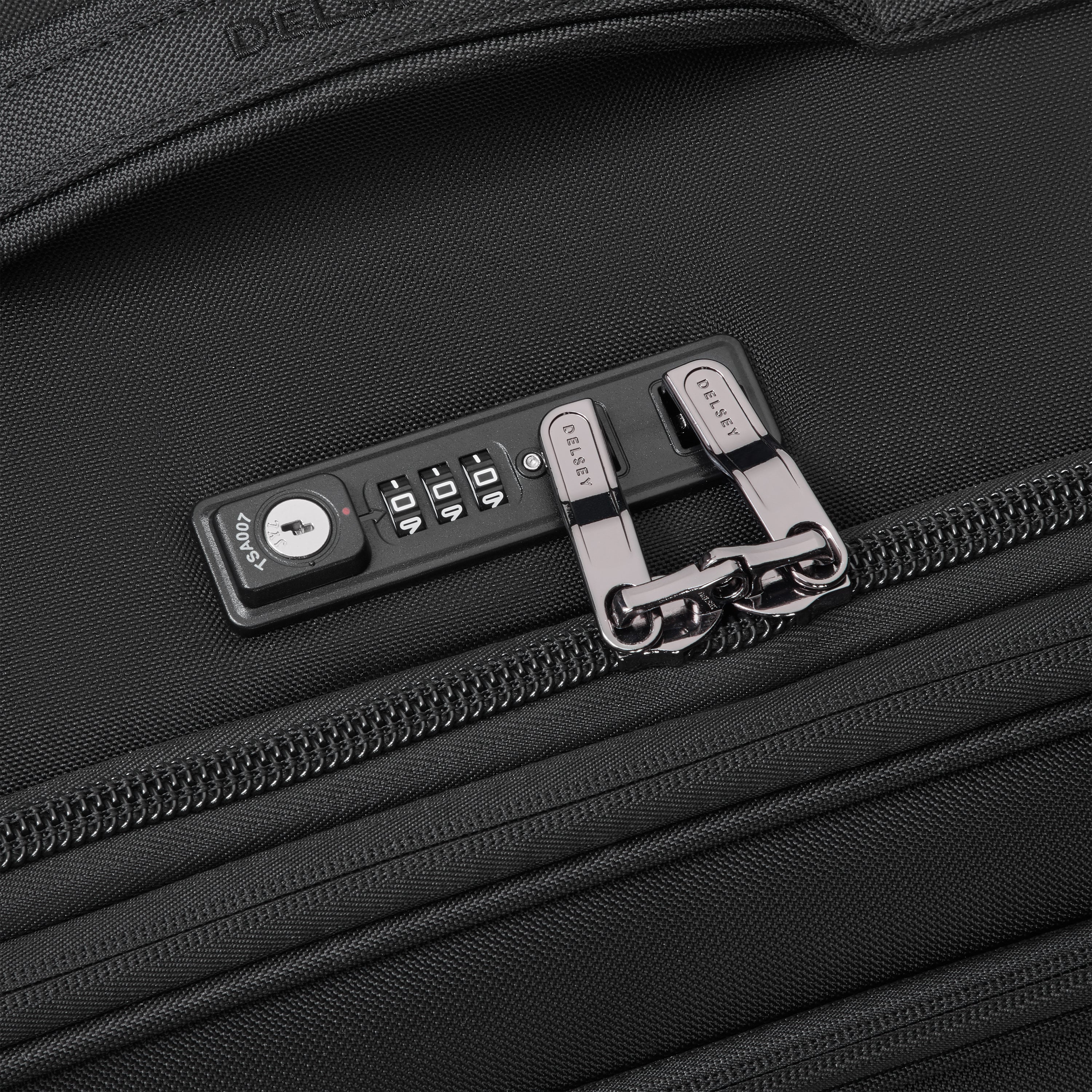 DELSEY Dita Large Suitcase Black (79cm)
